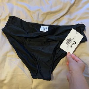 NWT Zyia black swim suit bottoms